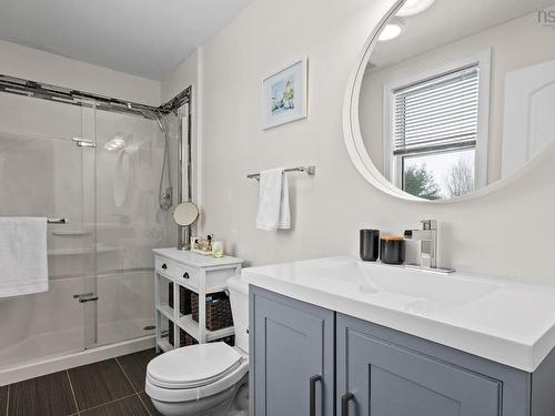 84 Pine Court, Wilmot, NS - Indoor Photo Showing Bathroom
