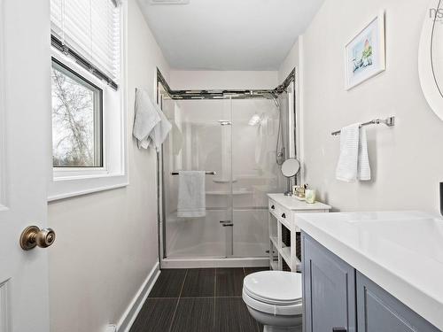 84 Pine Court, Wilmot, NS - Indoor Photo Showing Bathroom