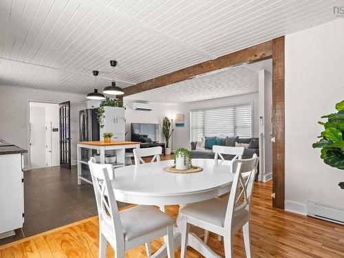 84 Pine Court, Wilmot, NS - Indoor Photo Showing Dining Room