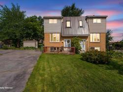 13 Heathland Way  Dartmouth, NS B2V 1L4