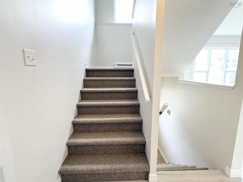 84 Pondicherry Crescent, Dartmouth, NS 