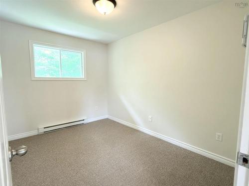 84 Pondicherry Crescent, Dartmouth, NS 