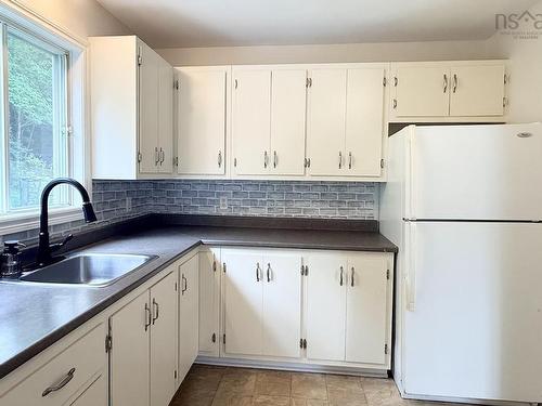 84 Pondicherry Crescent, Dartmouth, NS 