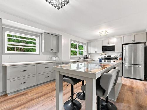 39 Delmerle Drive, Whites Lake, NS - Indoor Photo Showing Kitchen With Upgraded Kitchen