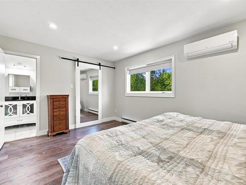 39 Delmerle Drive, Whites Lake, NS - Indoor Photo Showing Bedroom