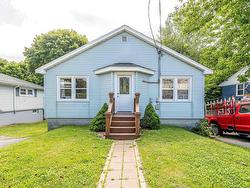 217 Victoria Road  Dartmouth, NS B3A 1W5