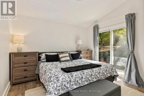 8 Firefly Way, Seguin, ON - Indoor Photo Showing Bedroom