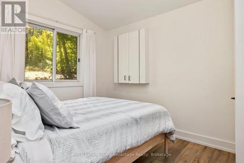8 Firefly Way, Seguin, ON - Indoor Photo Showing Bedroom