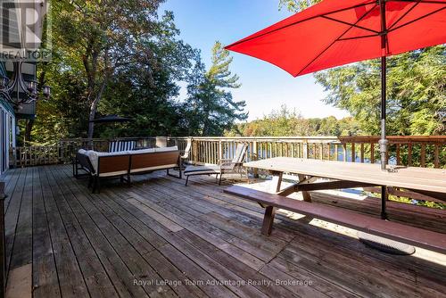 8 Firefly Way, Seguin, ON - Outdoor With Deck Patio Veranda With Exterior
