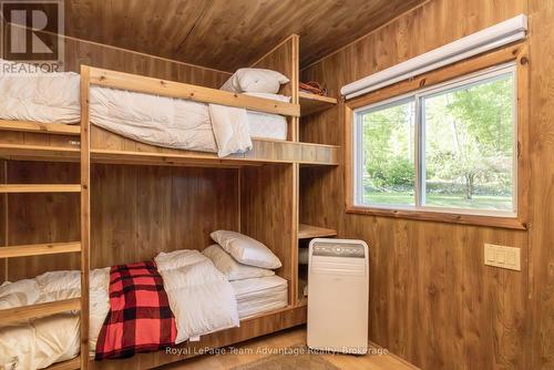 8 Firefly Way, Seguin, ON - Indoor Photo Showing Bedroom