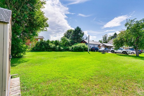 Cour - 105 Rue Principale, Ripon, QC - Outdoor