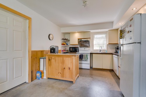 Cuisine - 105 Rue Principale, Ripon, QC - Indoor Photo Showing Kitchen