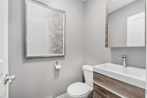 Salle d'eau - 2785 Rue Simonne-Monet-Chartrand, Mascouche, QC - Indoor Photo Showing Bathroom