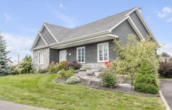 254 Rue Hamel  Saint-Gilles, QC G0S 2P0