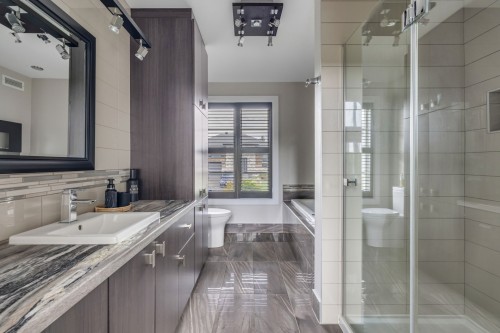 Salle de bains - 254 Rue Hamel, Saint-Gilles, QC - Indoor Photo Showing Bathroom