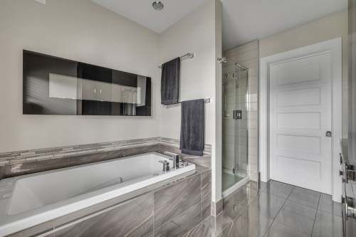 Salle de bains - 254 Rue Hamel, Saint-Gilles, QC - Indoor Photo Showing Bathroom