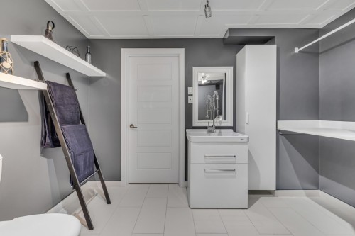 Salle de bains - 254 Rue Hamel, Saint-Gilles, QC - Indoor Photo Showing Bathroom