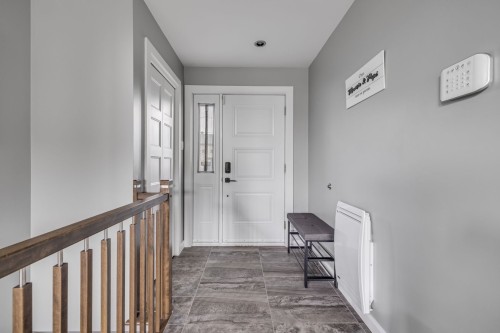 Hall d'entrée/Vestibule - 254 Rue Hamel, Saint-Gilles, QC - Indoor Photo Showing Other Room