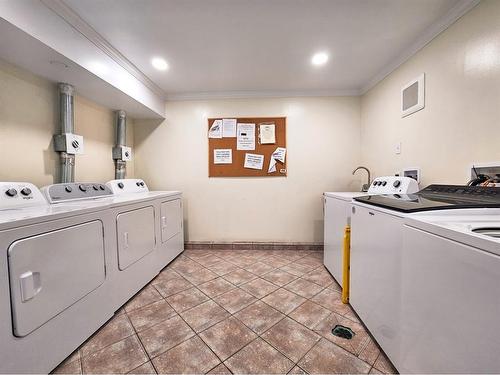 304-78 Thorburn Road, St. John'S, NL - Indoor Photo Showing Laundry Room