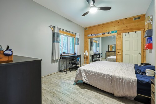 Chambre à coucher - 1200 Route 309, L'Ange-Gardien, QC - Indoor Photo Showing Bedroom