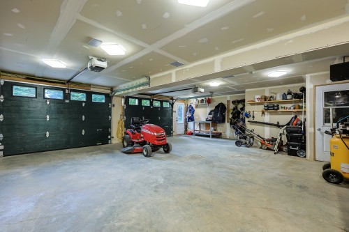 Garage - 1200 Route 309, L'Ange-Gardien, QC - Indoor Photo Showing Garage