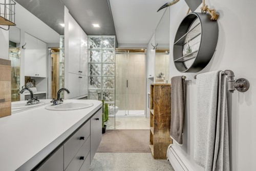 Bathroom - 415 Route Campagna, Saint-Henri, QC - Indoor Photo Showing Bathroom