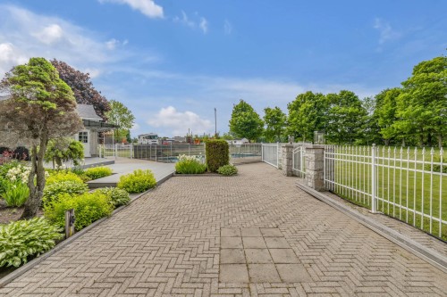 Courtyard - 415 Route Campagna, Saint-Henri, QC - Outdoor