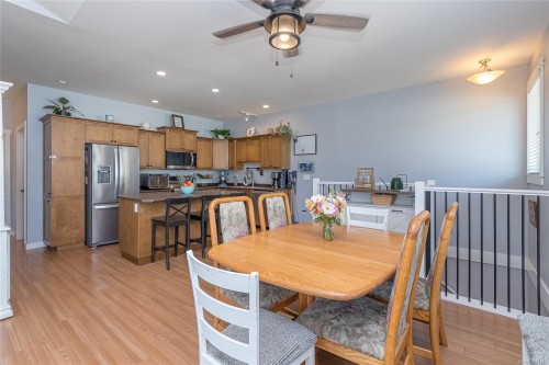 6183 Drombeg Pl, Duncan, BC - Indoor Photo Showing Dining Room