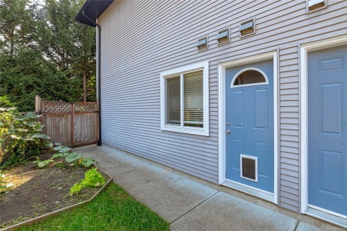 6183 Drombeg Pl, Duncan, BC - Outdoor With Exterior