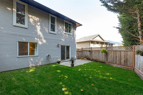 6183 Drombeg Pl, Duncan, BC - Outdoor With Exterior