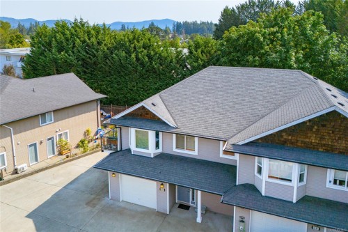 6183 Drombeg Pl, Duncan, BC - Outdoor
