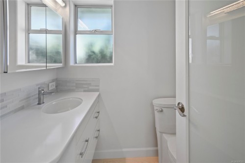 3359 Edgewood Dr, Nanaimo, BC 