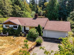 4209 Leeron Pl  Metchosin, BC V9C 3Z9