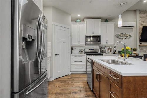 4165 Emerald Woods Pl, Nanaimo, BC 