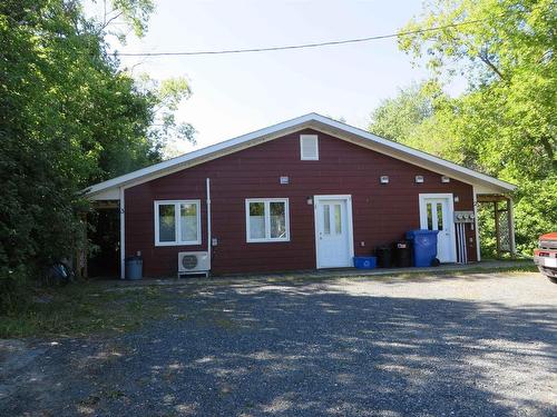 139 King Street  Sioux Lookout, ON P8T 1C3