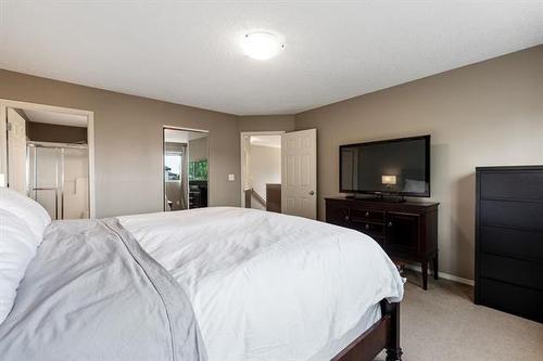 30 Colshort Pl, Winnipeg, MB - Indoor Photo Showing Bedroom