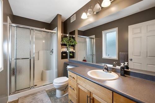 30 Colshort Pl, Winnipeg, MB - Indoor Photo Showing Bathroom