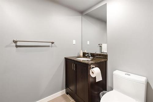 30 Colshort Pl, Winnipeg, MB - Indoor Photo Showing Bathroom