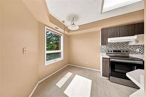 306-1840 Henderson Hwy, Winnipeg, MB - Indoor