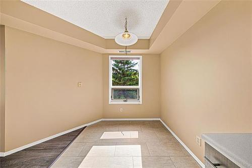 306-1840 Henderson Hwy, Winnipeg, MB - Indoor Photo Showing Other Room