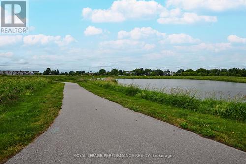 Walking paths, and green space just steps away - 56 Pelham Crescent, Ottawa, ON - Outdoor With View