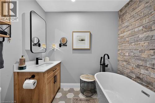 133 Shetland Street, Caledonia, ON - Indoor Photo Showing Bathroom