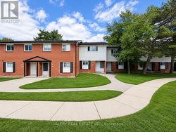E - 516 SUNNYDALE PLACE Waterloo, ON N2L 4T1