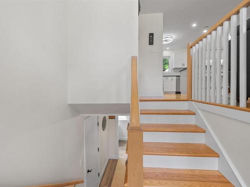 26 Bridge Street, Bedford, NS - Indoor Photo Showing Other Room