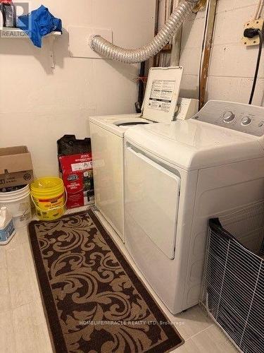 43 Corby Crescent, Brampton, ON - Indoor Photo Showing Laundry Room