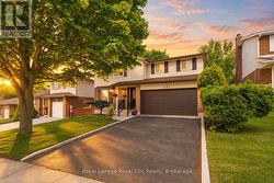 121 IMPERIAL ROAD N  Guelph (Willow West/Sugarbush/West Acres), ON N1H 7Z5