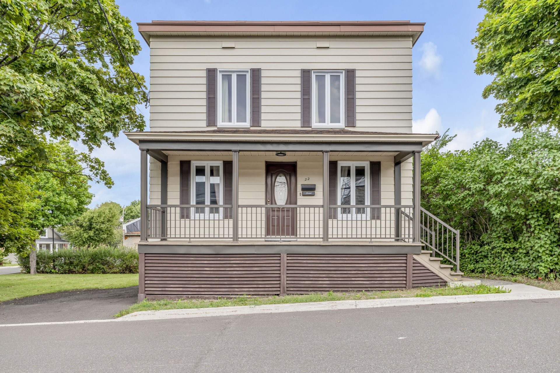 22 Rue Des Laurentides — photo 1