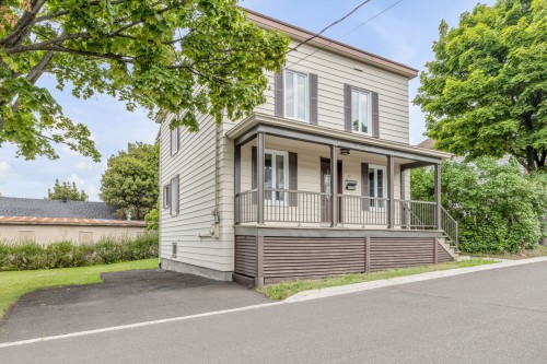 Front of Structure - 22 Rue Des Laurentides, Lévis (Desjardins), QC - Outdoor With Deck Patio Veranda