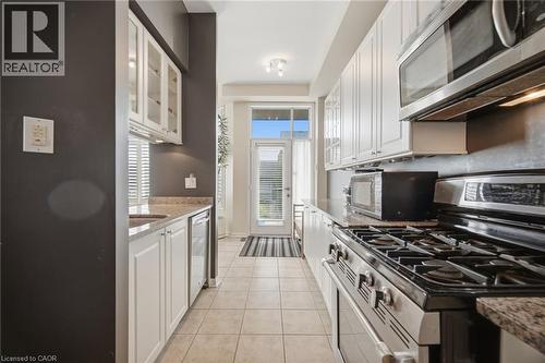 79 Cornell Park Avenue, Markham, ON - Indoor Photo Showing Kitchen With Upgraded Kitchen