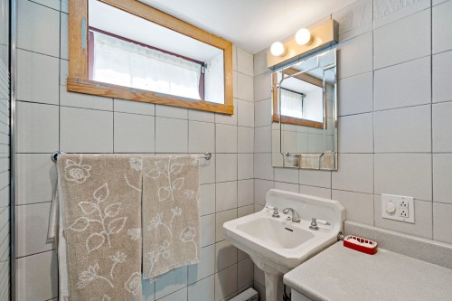 Salle de bains - 188 Ch. White, Harrington, QC - Indoor Photo Showing Bathroom